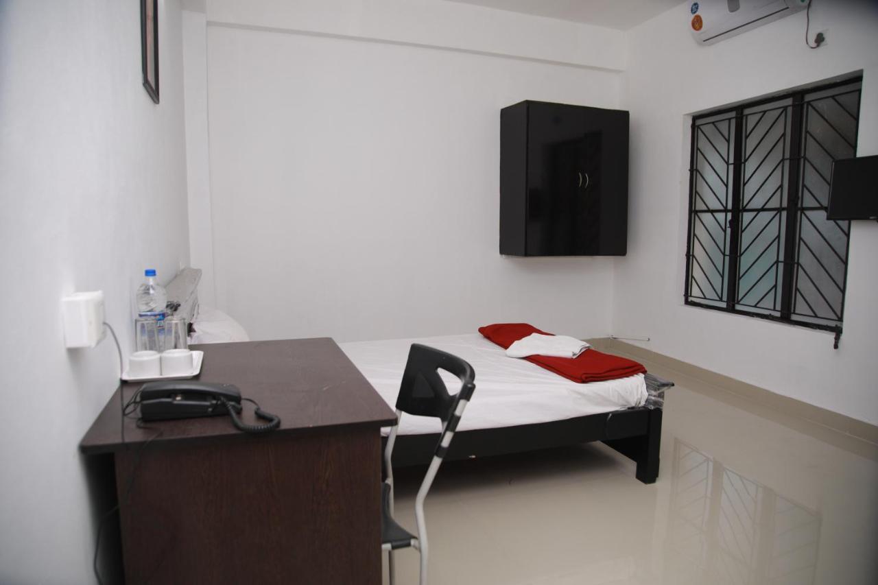 Meghna Residency Hotell Thiruvananthapuram Eksteriør bilde