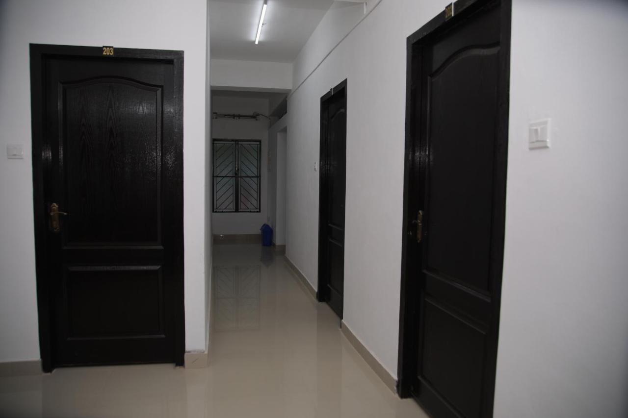 Meghna Residency Hotell Thiruvananthapuram Eksteriør bilde