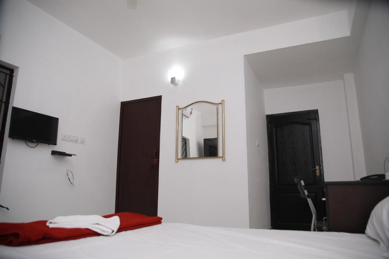 Meghna Residency Hotell Thiruvananthapuram Eksteriør bilde