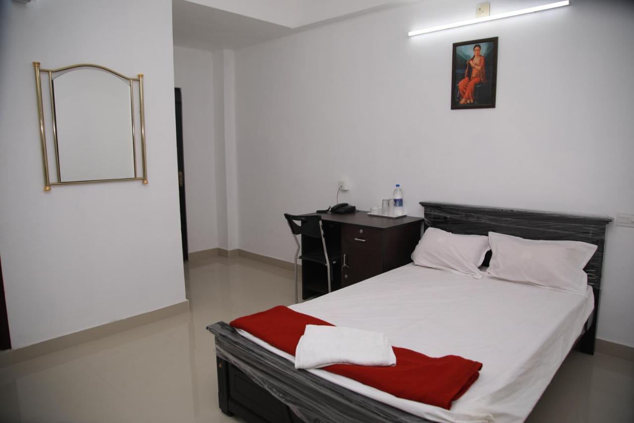 Meghna Residency Hotell Thiruvananthapuram Eksteriør bilde