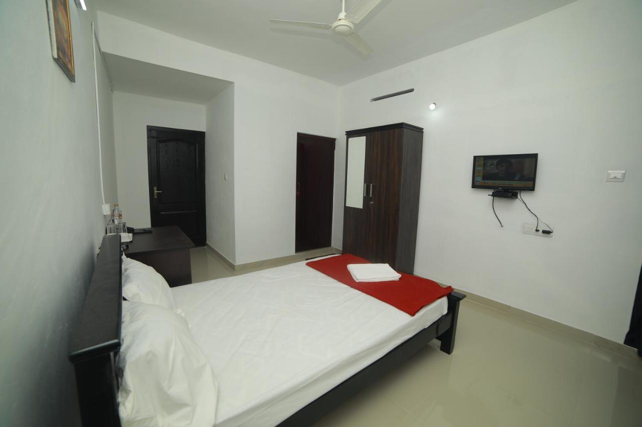 Meghna Residency Hotell Thiruvananthapuram Eksteriør bilde