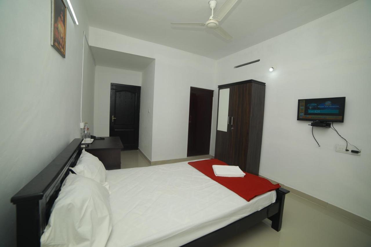 Meghna Residency Hotell Thiruvananthapuram Eksteriør bilde