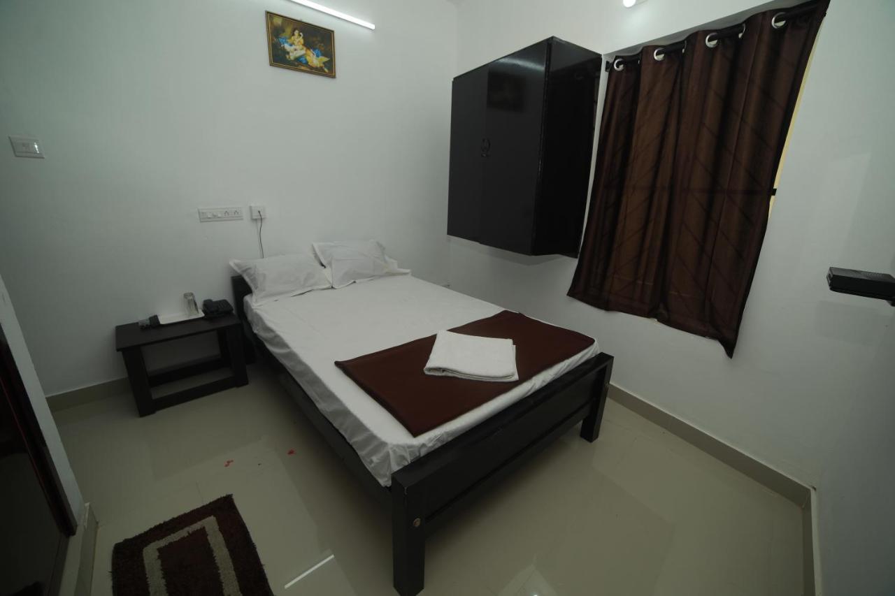 Meghna Residency Hotell Thiruvananthapuram Eksteriør bilde