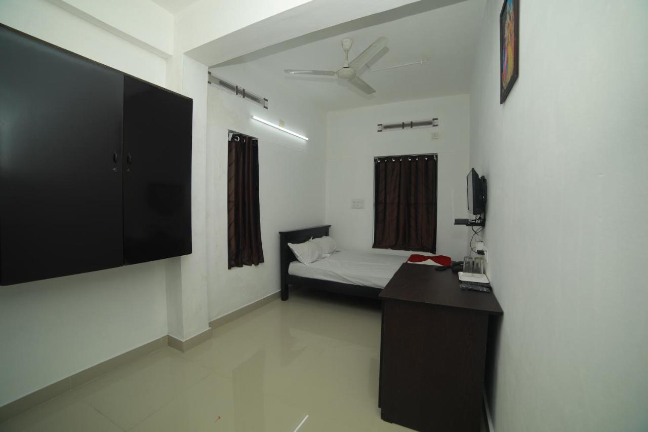 Meghna Residency Hotell Thiruvananthapuram Eksteriør bilde