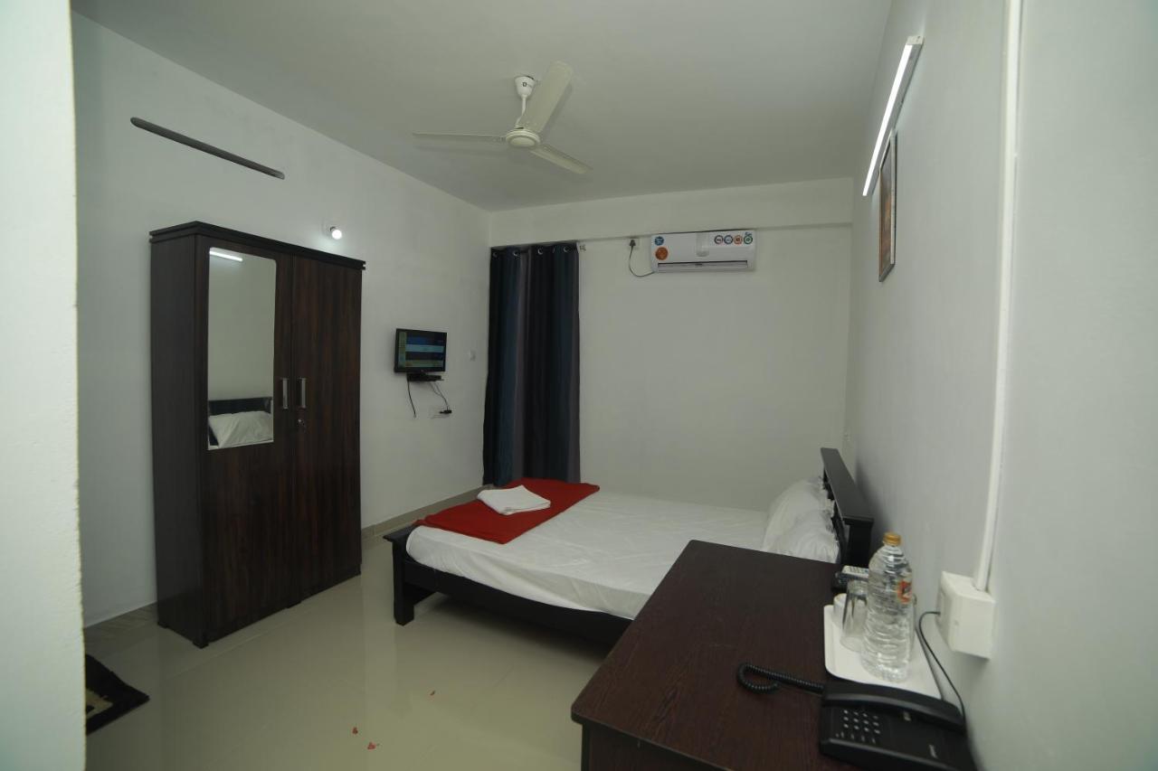 Meghna Residency Hotell Thiruvananthapuram Eksteriør bilde
